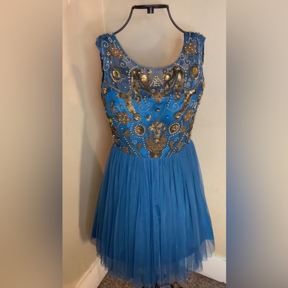 Gorgeous blue and gold / bronze dress